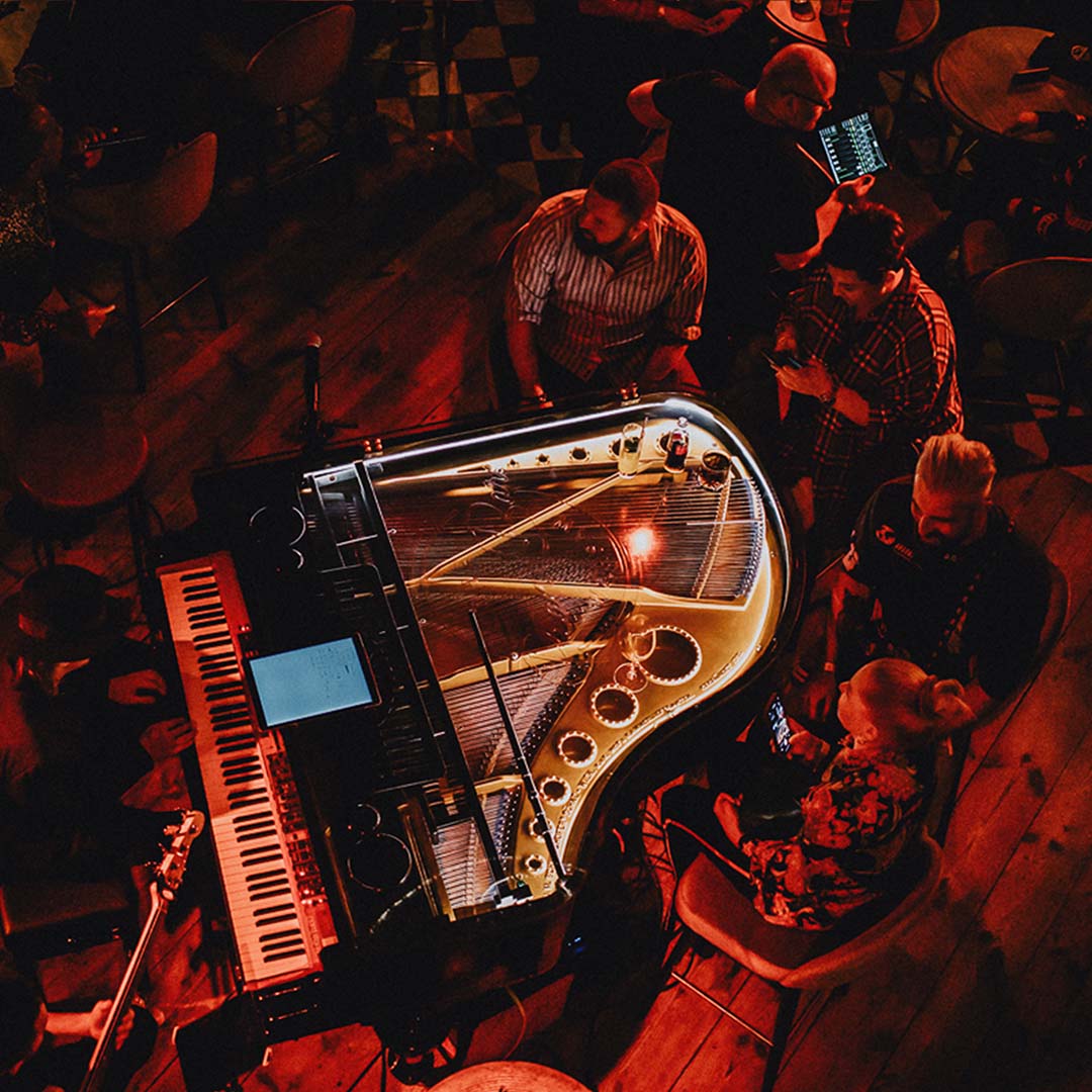 photo: Piano Bar